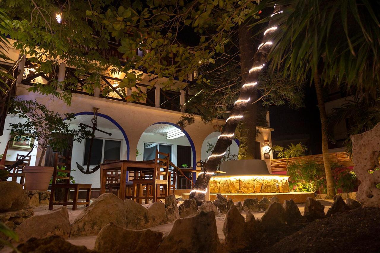 Hotel Amar Inn Puerto Morelos Buitenkant foto